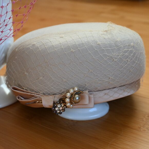 VTG 40s 50s Ladies Hats Lot of 2 Women's Fascinator Evelyn Varon MCM Mad Men - Picture 2 of 10